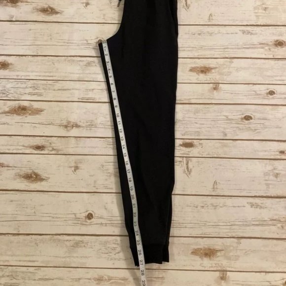 Lululemon Stretch Jogger Full Length size 4 in black - Picture 6 of 16